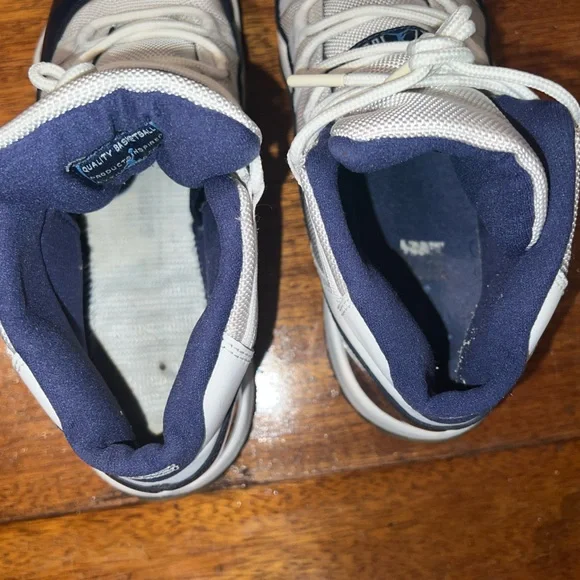 Jordan 11 Retro “Win like 82” 7 Youth
